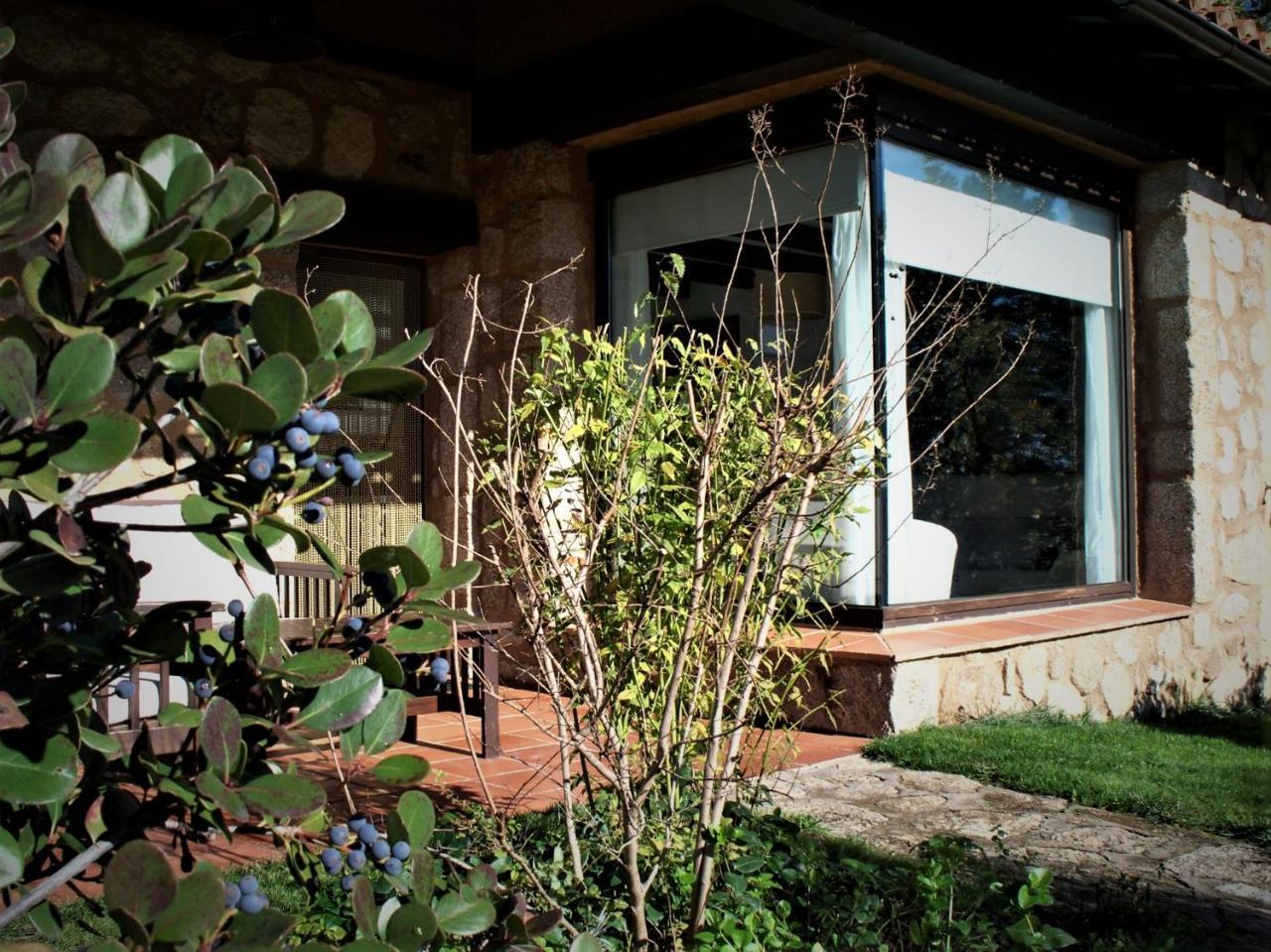 Apartamentos El Roble Valverde de la Vera Exterior photo