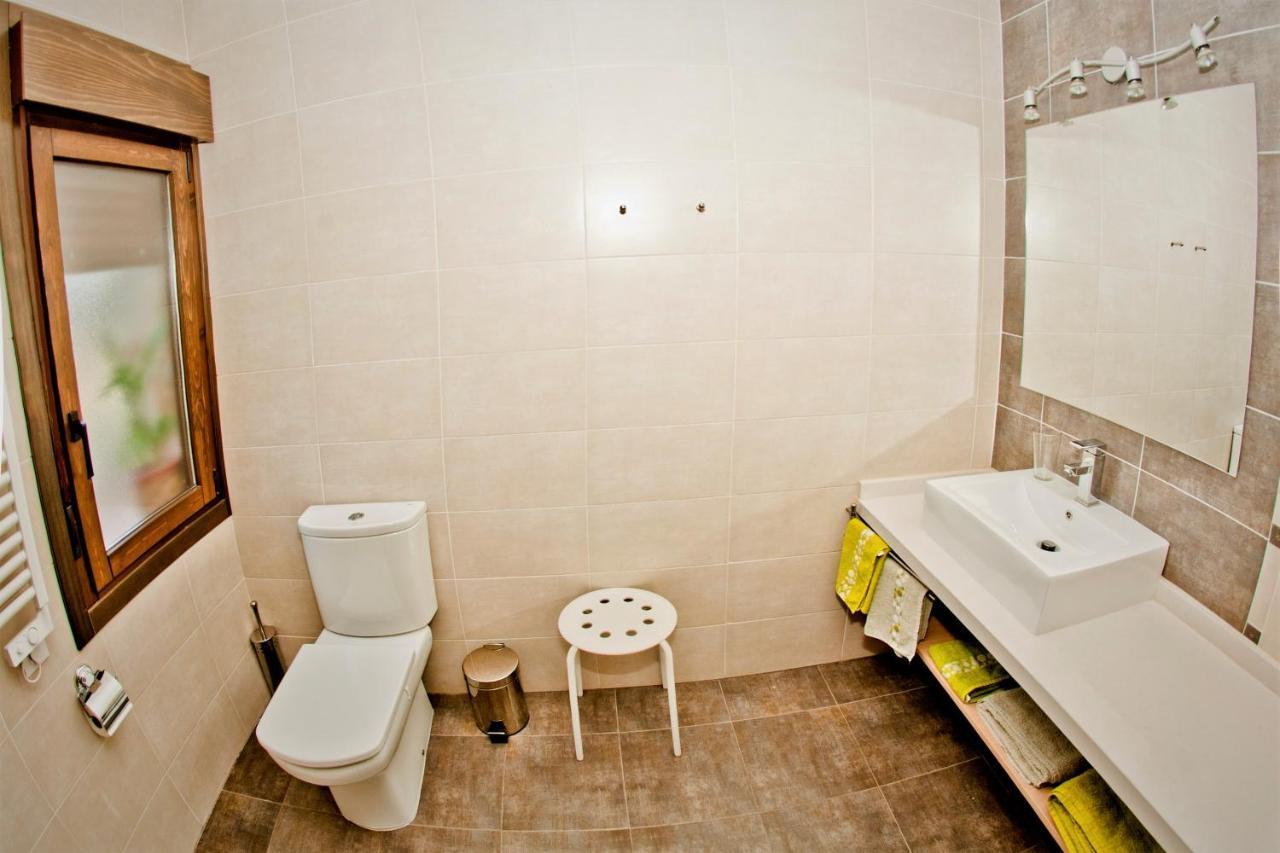 Apartamentos El Roble Valverde de la Vera Exterior photo